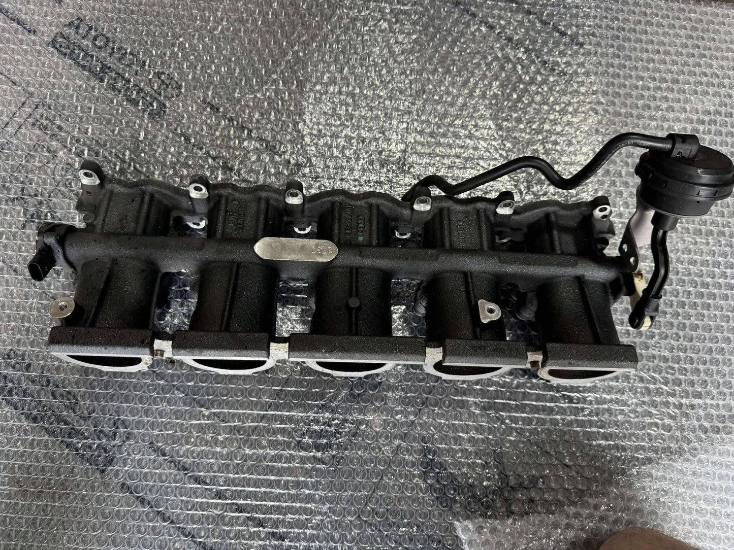 Audi RS3 8V TFSI Lower Intake Manifold 07K 133 223 AP